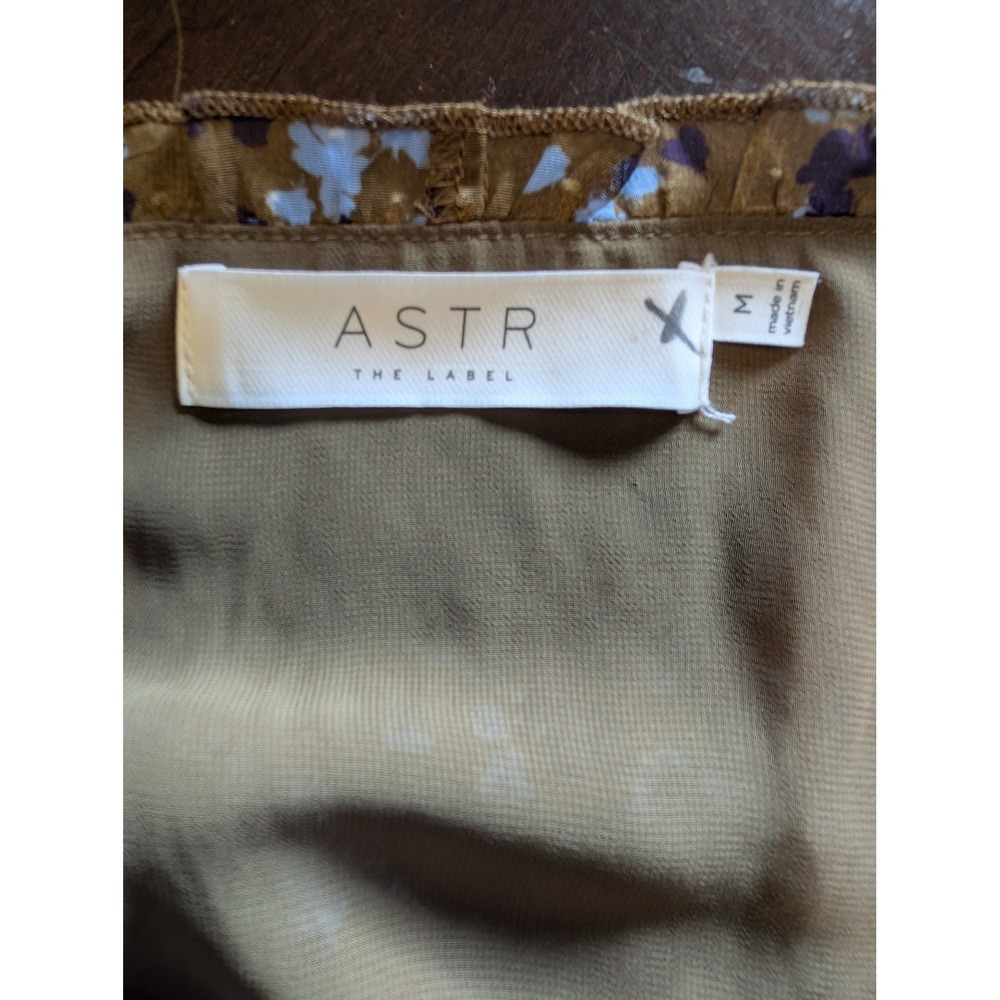 ASTR the Label smocked waist floral long sleeve blouse Boho in womens M - Picture 4 of 4
